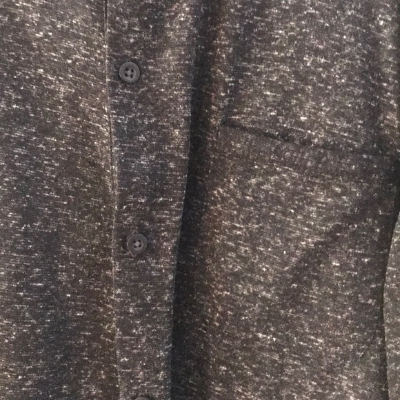 Benson NYC casual Men’s button shirt. Size Large - Picture 4 of 4